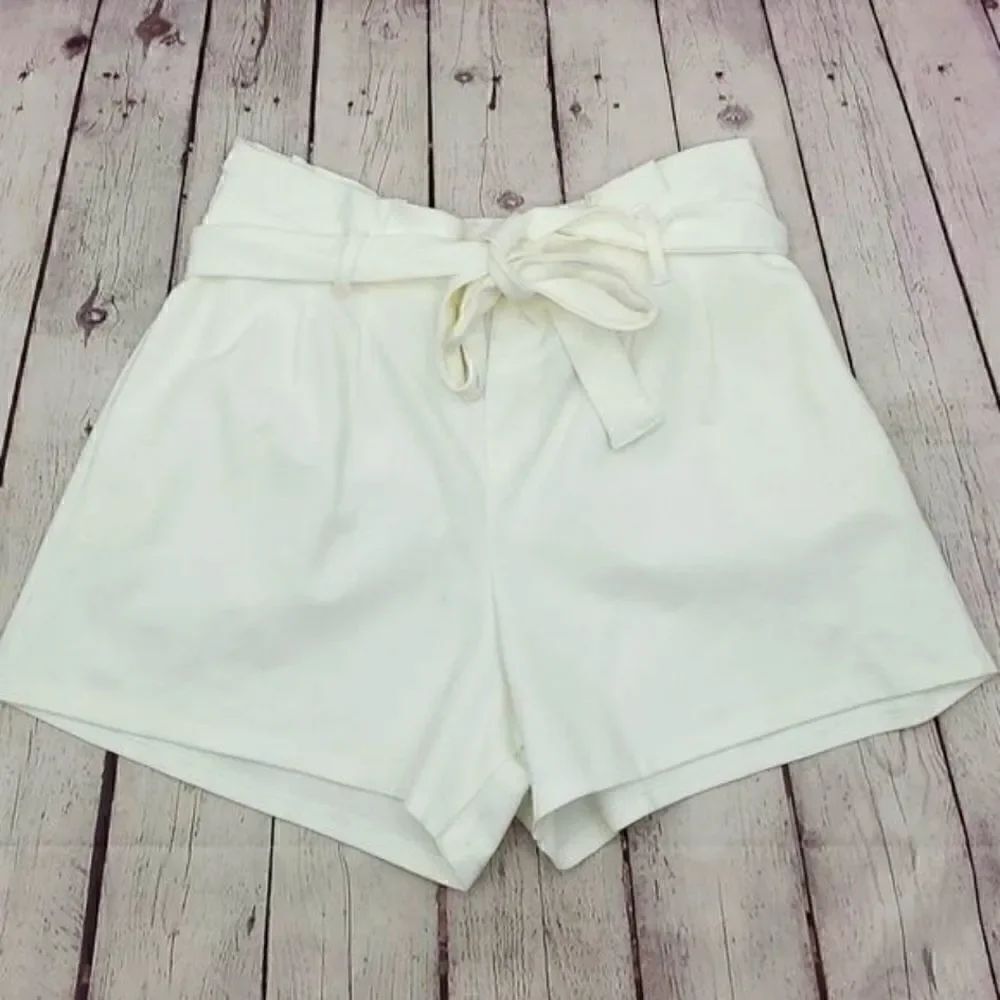 Windsor Womens Bow Tie High Wast Paper Bag Shorts Ivory Size XL